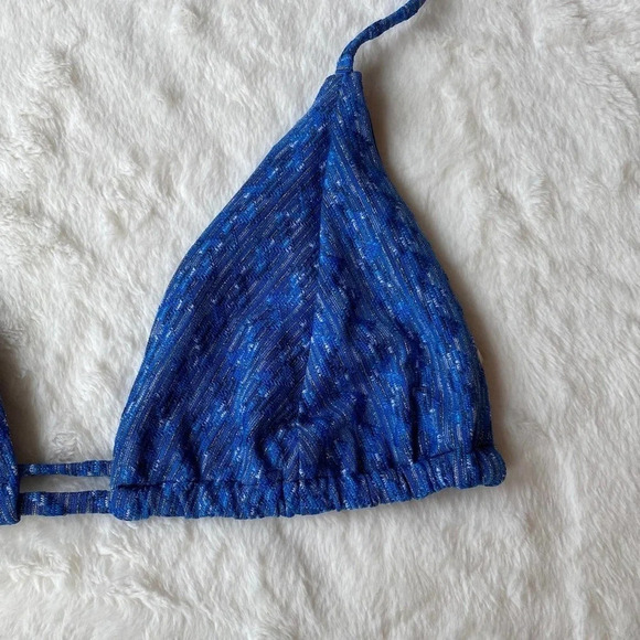 NWOT! Becca Women's Swim Textured Triangle Bikini Top Size S Blue 19894 - Picture 5 of 9
